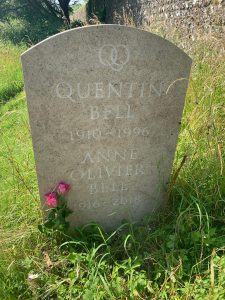 Quentin and Anne Olivier Bell grave Firle